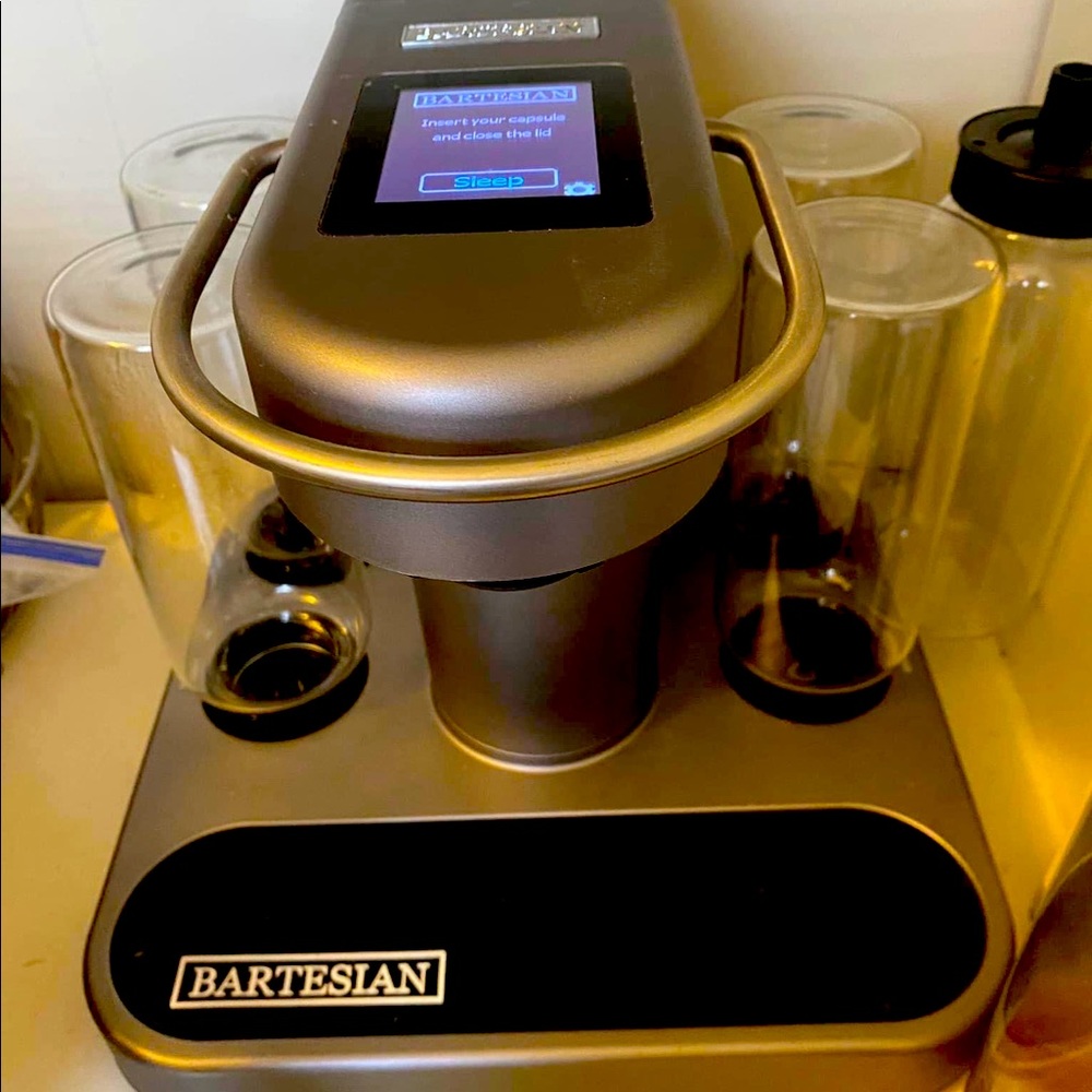 Bartesian Like New + Cocktails

Retails for $500 plus the price of mixes